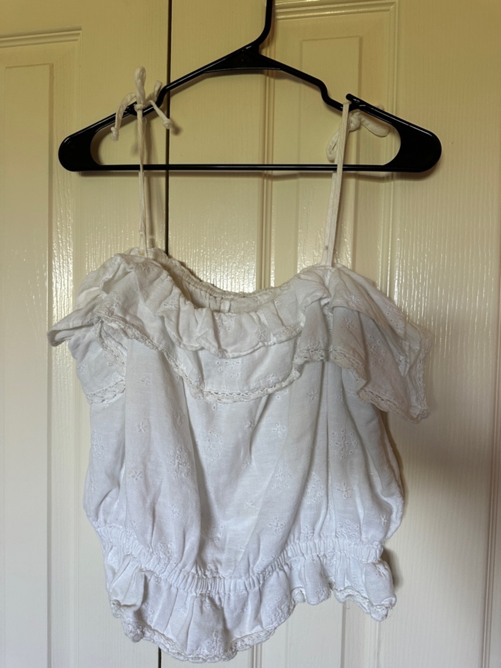 American Eagle Outfitters White Eyelet Ruffle Tank